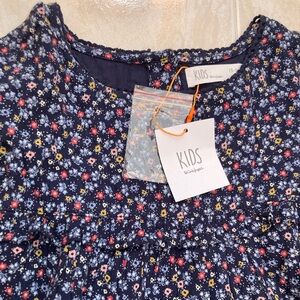 Girl dress size 13-14 NWT